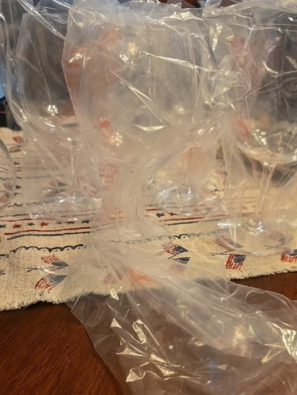 Clear Plastic Wine Goblet - Set of 6 Stemware
